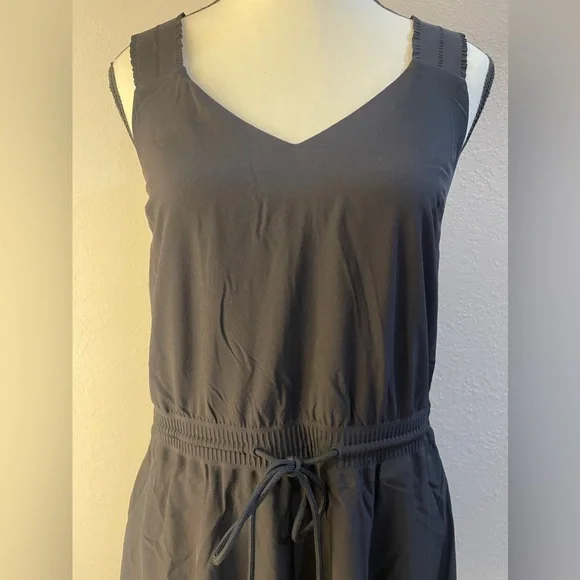 ATHLETA Savannah Ruffle Strap Drawstring Waist
Mini Dress Pockets Black XS NWT - Picture 3 of 7